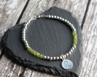Leo Birthstone Bracelet with Peridot and Sterling Silver Zodiac sign Charm, Astrology Symbol Jewellery, August Birthday Gift, Olivine