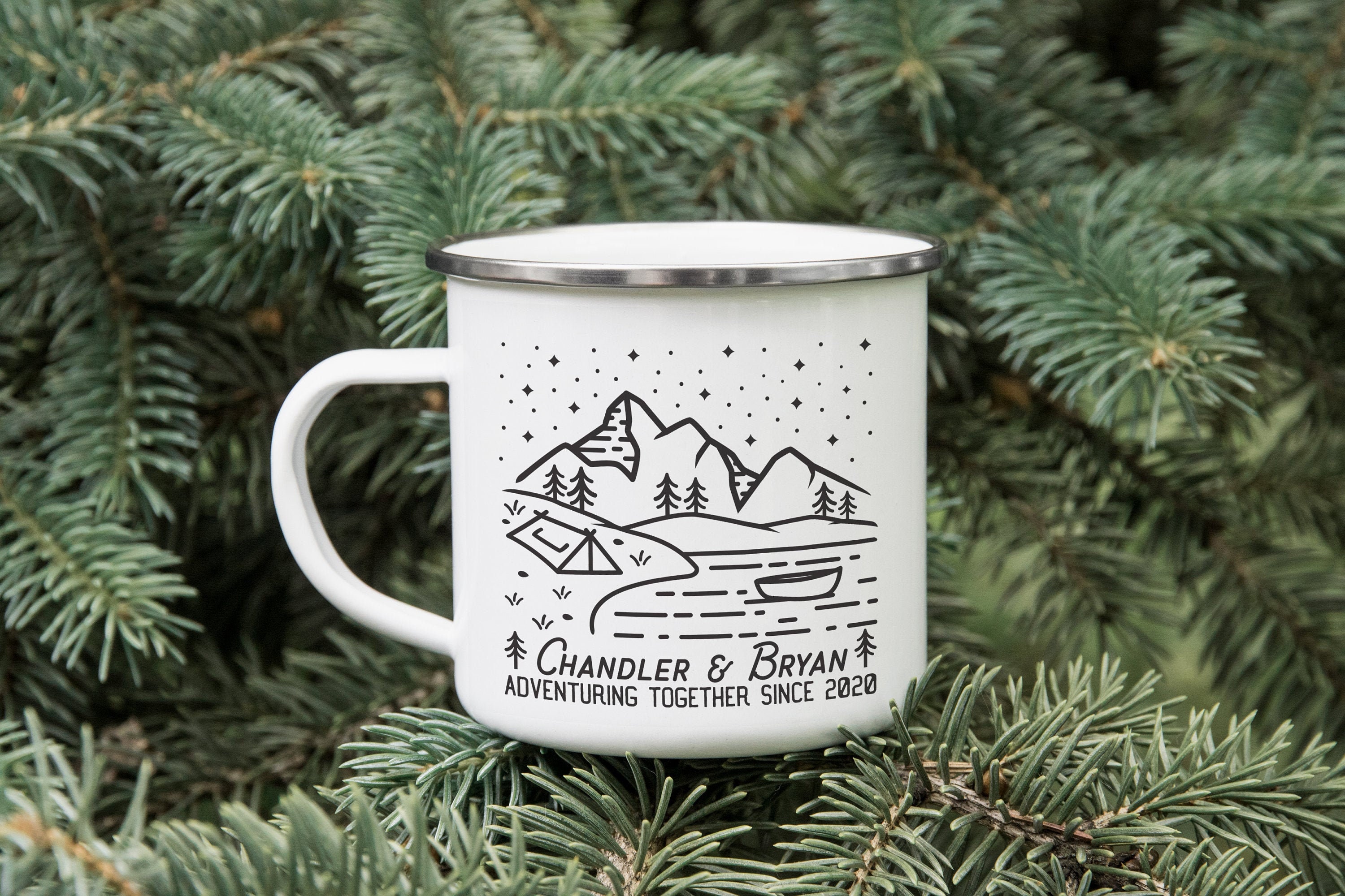 Custom Camp Mug, Camping Camper Cadeau, Tasse d'aventure en Couple, de Feu Camp, Montagnes Randonnée