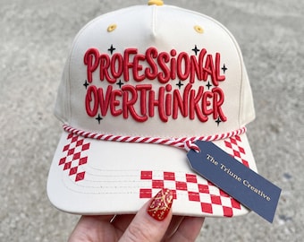 Design de bordado com frase engraçada, arquivo de bordado profissional para máquina "Pensador Demais", presente com frase sarcástica, formatos PES, DST e EXP, 3 tamanhos.