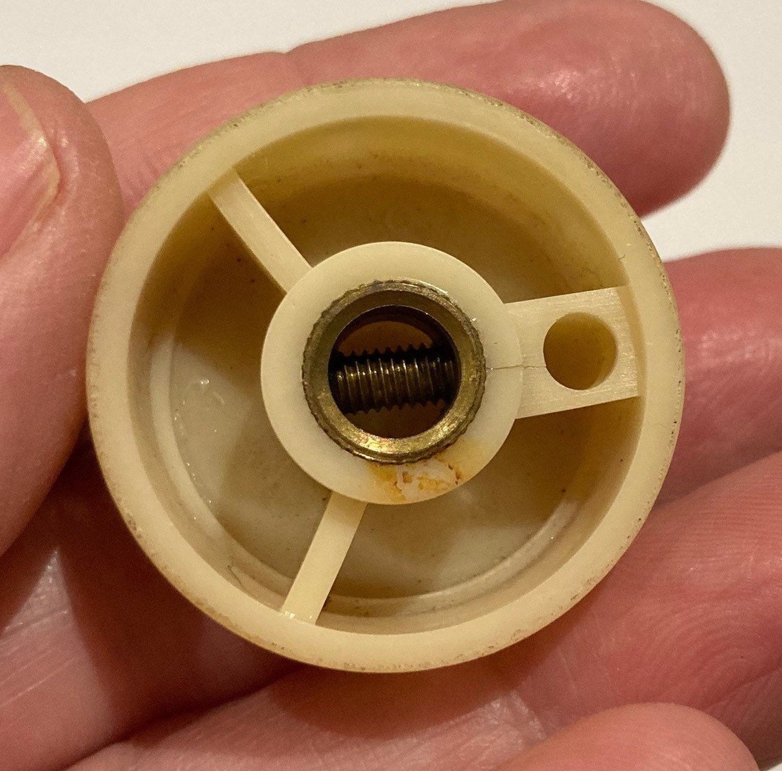 2 Vintage Knobs Radio TV Bakelite Set Screw White Gold 3 Cm Etsy