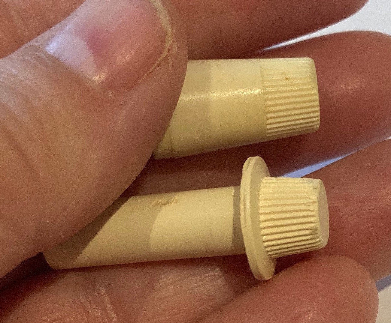 2 Vintage Clock Radio Knobs Catalin Small White Ribbed D Shaft Etsy