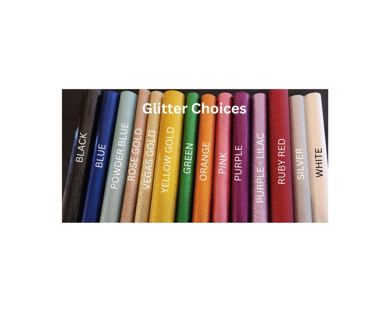 Op de afbeelding: Een selectie van glitterkleuren voor knutselprojecten. De kleuren omvatten zwart, blauw, poederblauw, roosgoud, Vegas goud, geel goud, groen, oranje, roze, paars, paars-lila, robijnrood, zilver en wit.