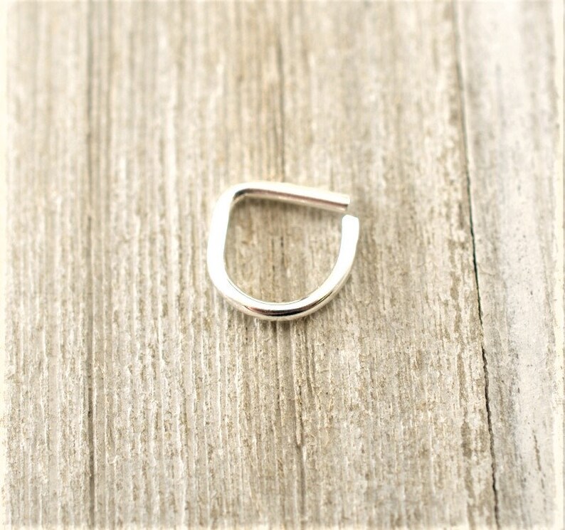 D Septum ring,Smooth D septum ring,Gypsy septum ring,Septum Hoop,Septum Jewelry,16gauge,18gauge,20gauge,Rose Gold,Smooth boho septum ring,