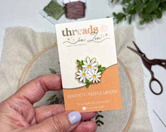 Daisies magnetic Needle Minder, embroidery supply, cross stitch needle keeper, sewing