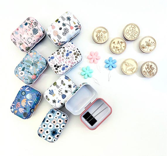 Floral Mini Sewing Kit: Magnetic Needle Minder, Travel Sewing Bag
