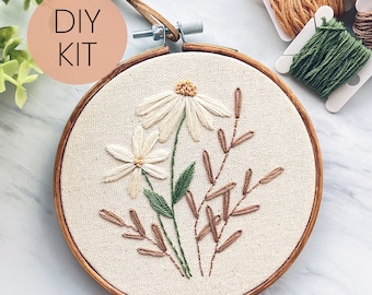 Embroidery Kit, craft box, beginner friendly, floral embroidery, embroidery pattern