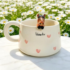 カスタマイズ可能な馬の像マグカップ、手作りのパーソナライズされたセラミックカップ、ホリデーギフト、馬好きへのギフト