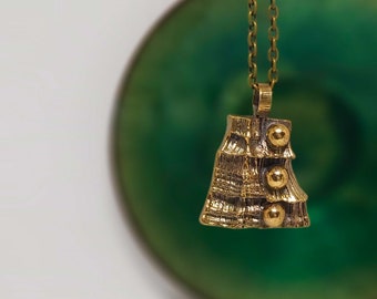 Vintage organic, Kalevi Sara, Kultaseppä Salovaara bronze, modernist, brutalist, pendant and chain Finland,Finnish, Suomi, Scandinavia,1970s