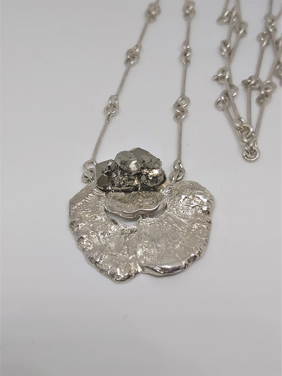GHA Swedish Zirconia 925 Silver Necklace Pendant.