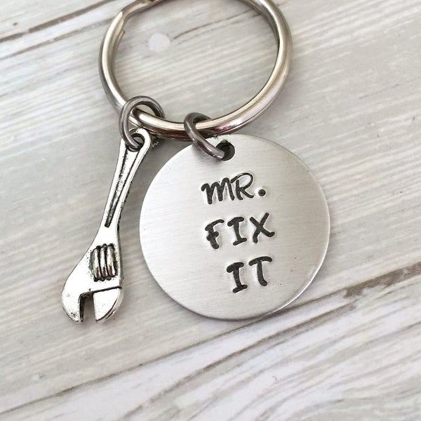 Daddy Keychain, Father's Day Gift, Dads Birthday, Gift For Him, Husband Gift, Hand Stamped Keychain, Anniversary Gift, AnesandEve