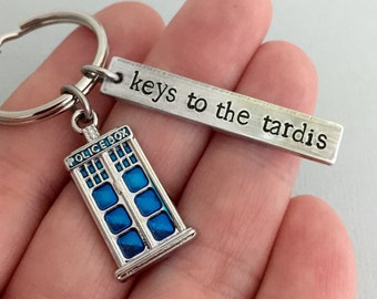 Personalised Keys To The Tardis Keychain, Doctor Who Keyring, Police Box, Tardis Charm, Best Friend Gift, Personalised Keychain, AnesandEve