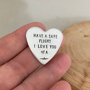Token de voo seguro personalizado, presente seguro para voar, longa distância, presente de namorado, presente de piloto, token de bolso, presente de marido, presente para ele