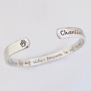 Personalised Loss of Pet Bracelet, Dog Memorial, Cat Loss Jewelry, Pet Sympathy Gift, Always in My Heart, Paw Print, Pet Remembrance