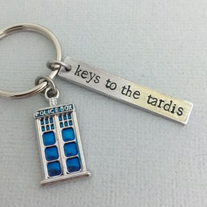 Personalised Keys To The Tardis Keychain, Doctor Who Keyring, Police Box, Tardis Charm, Best Friend Gift, Personalised Keychain, AnesandEve image 3