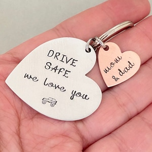 Personalised Sweet 16 Gift, Drive Safe Keychain for Her, Gift from Parents, Drive Keyring, I Love You, Graduation Gift, Teenager Gift