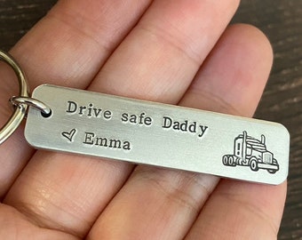 Personalised Truck Driver Keychain, Drive Safe Daddy, Father's Day Gift, Gift for Dad, Lorry Driver, Trucker Girlfriend, Trucker Wife