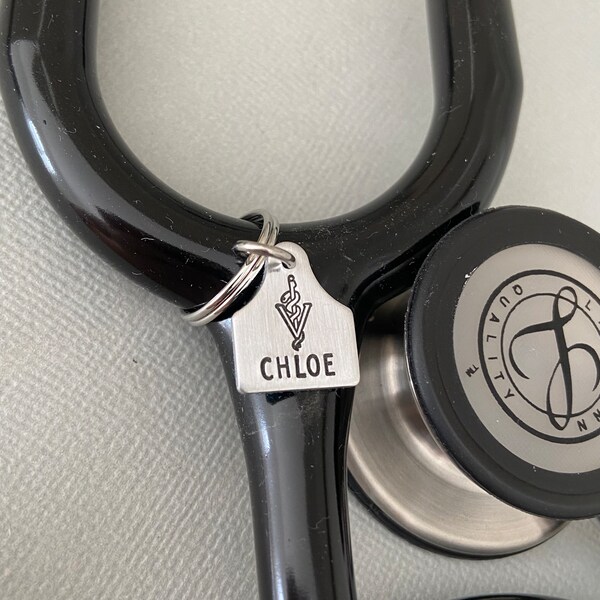 Personalised Vet Stethoscope ID Tag, Veterinarian Graduation Gift, Cattle Tag, Silver Littmann ID Tag, Cow Tag, Heart Tag, Name Charm