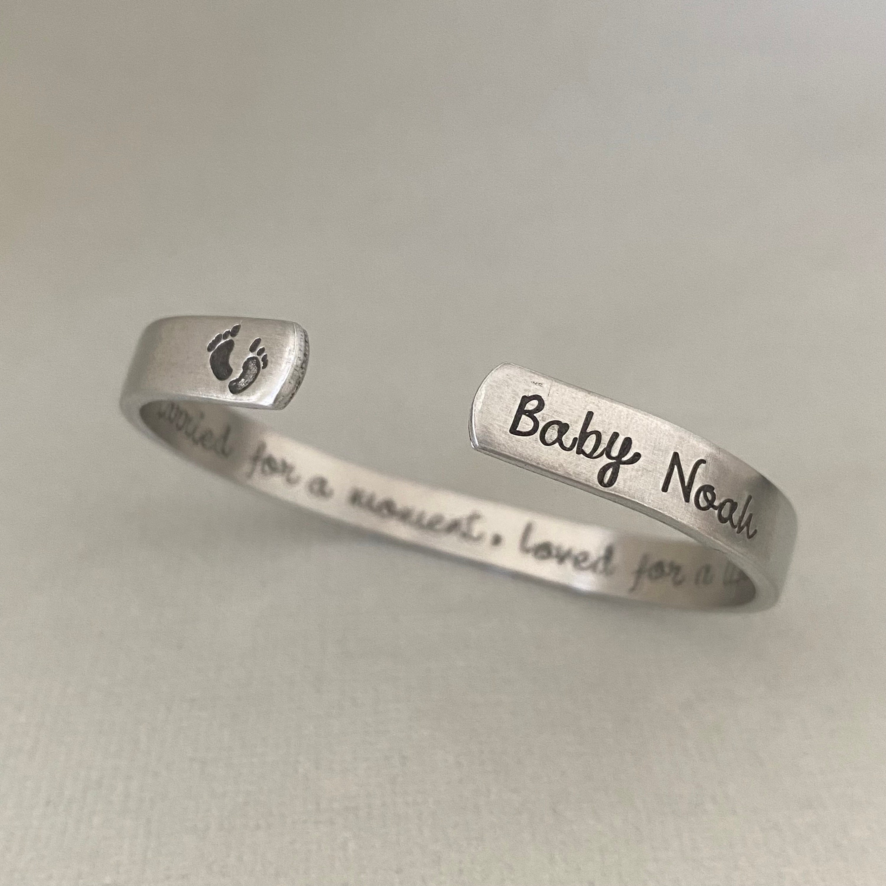MYSOMY Braccialetto con scritta Mommy of an angel, regalo commemorativo per la perdita della persona amata, 2 inch, Ottone, Zirconia cubica