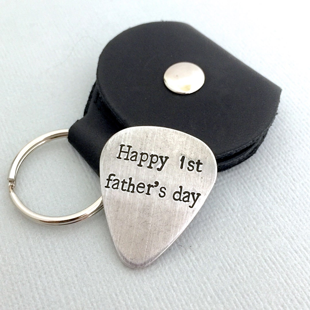 Personalised Father's Day Guitar Pick, Gift for Dad, Grandpa's Keychain ...