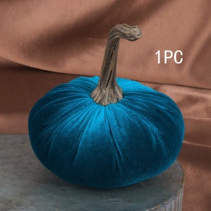 Peacock Blue Velvet Pumpkin: Autumn Wedding Decor