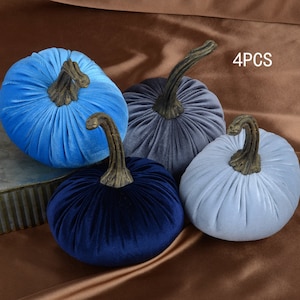 Velvet Pumpkins (4 Pieces): Chic Autumn Wedding Decor