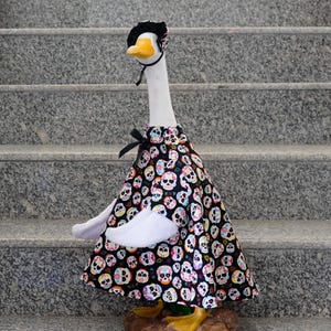 black skulls goose dress for large 23&quot; to 28” goose or duck,goose outfit fits concrete and plastic goose,goose clothes with wing&bonnet