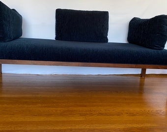 1970's Mid Century Modern Rosewood Daybed, Freshly Upholstered| Danish Style Mid Century Daybed/Bench