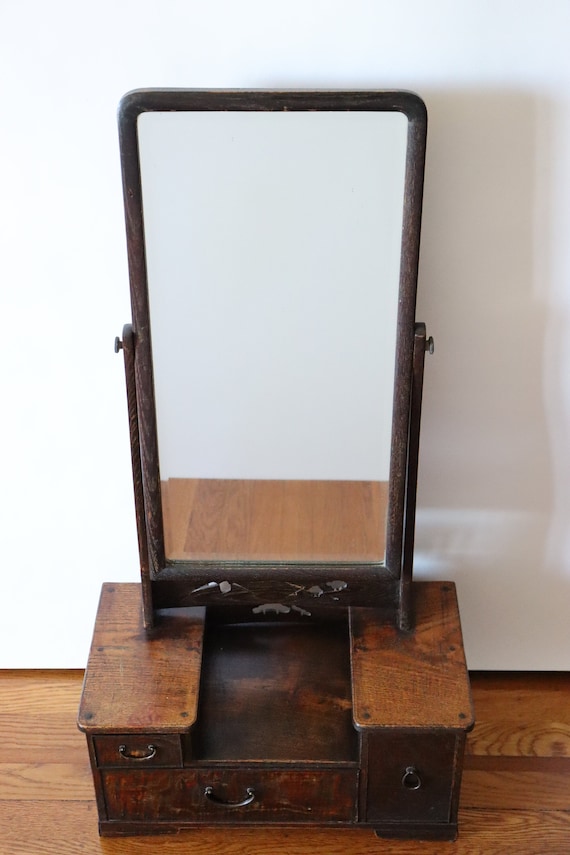 Beautiful Antique Japanese Kyodai Vanity Geisha Tansu With Mirror
