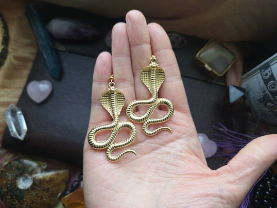 Ohrringe Ohrhänger earrings Geschenk brass messing gold Hippie birthday witchy wicca Tribal magical snake snakes cobra Kobra witch jewelry