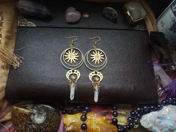 Ohrringe Ohrhänger earrings brass messing gold Hippie witchy Tribal magical hoop eye Auge angel aura quarz quartz crystal stars sun sonne