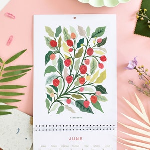 2024 Fruit & Flora Kalender, Botanische Kalender, Maandkalender, Geïllustreerde 12 Maandenkalender, Cadeau voor haar, Wanddecoratie afbeelding 3