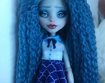 do not buy this listing. Custom ooak handmade repainted monster high character doll commission