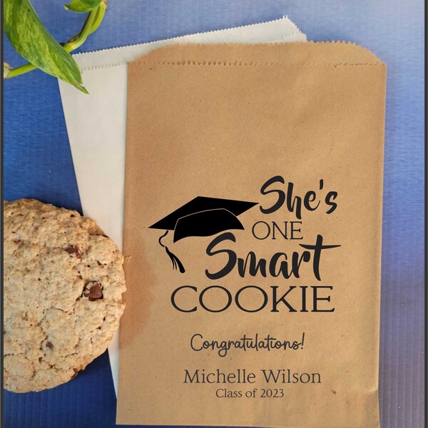 Graduation Favor Bag Cookie Bag She's One Smart Cookie Bags, Kraft Brown Bags Class of 2023 Candy Bar Dessert Popcorn Favor Candy Cookies