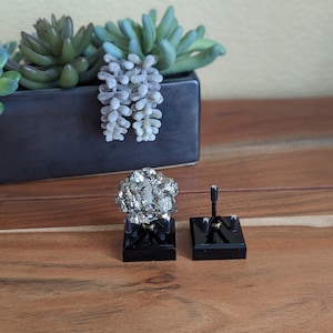 Size 1 - Display Base - The Mineral Stand (TM) - Midnight Edition - Acrylic and Metal Mineral Rock Stand, Wire Holder