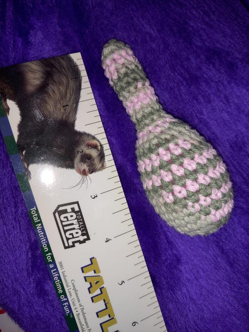 Turkey Leg Super Cute Tightly Crocheted Drumstick Ferret Pet Toy with Rattle Pink Gray imagem 4