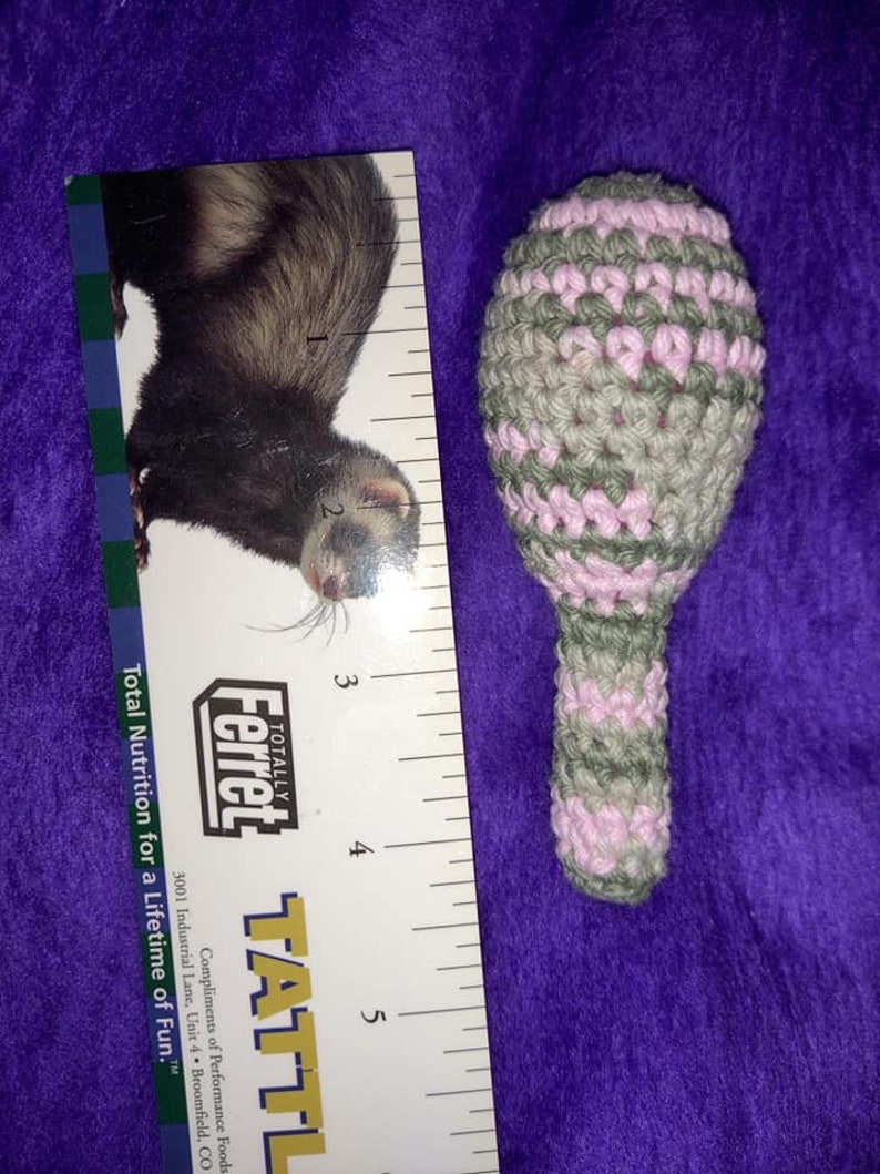 Turkey Leg Super Cute Tightly Crocheted Drumstick Ferret Pet Toy with Rattle Pink Gray imagem 7