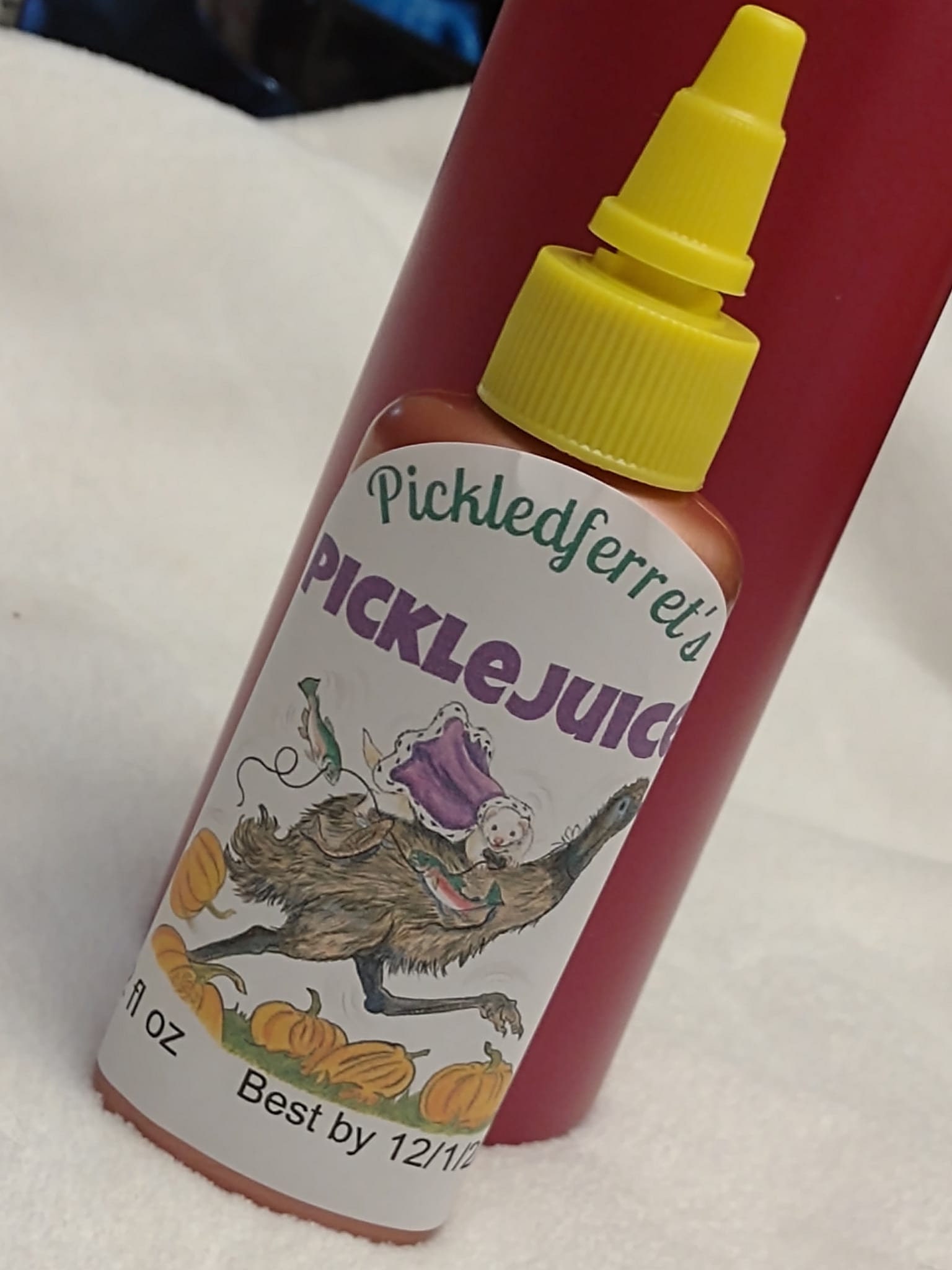 Squeeze Trial Pickle Juice Ferret Treat Oil Supplement Size 2 oz - 40 servings Dispenser Twist Top Dropper