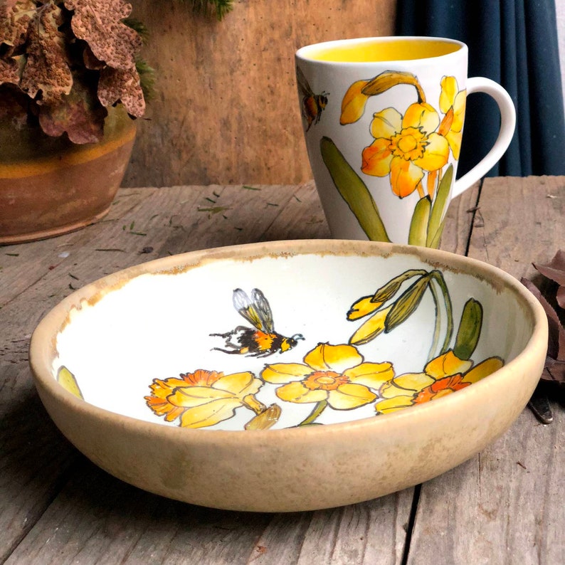 Yellow bowl and cup set, miso bowl, pasta bowl, cute handmade pottery, bee dinner plates, gifts for women image 3