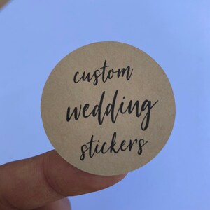 Autocollants de mariage personnalisés Autocollants de mariage Kraft personnalisés Autocollants de mariage sur mesure glossy (fr) Autocollants Kraft de mariage (fr) Autocollants de mariage