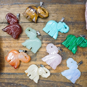 Elephant Necklace Elephant Pendant Crystal Healing Jewellery Natural Crystal Healing Zodiac Birthday Gift May Taurus Gemini