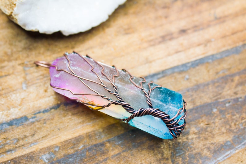 Rainbow Quartz Necklace Clear Quartz Pendant Rainbow Pendant Natural Crystal Gold Birthday Gift Unique Aries April Taurus