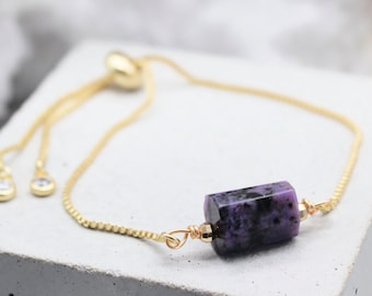 Real Charoite Bracelet, Gold Crystal Bracelet, Purple Charoite Crystal, Charoite Bracelet, Crystal Zodiac Birthday Gift, May Taurus Gemini