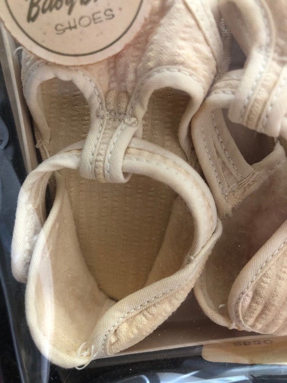 For Sale. Baby Shoes. Never Worn. Vintage NIB Baby Deer Seersucker Sandals Crib Shoes Girls Size 2 3 6 months Etsy