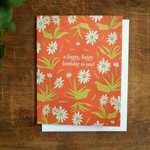 Handgemaakte verjaardagskaart – illustratie barstende madeliefjes – A2 blanco groet – op de natuur geïnspireerd briefpapier – cadeau tuinliefhebber