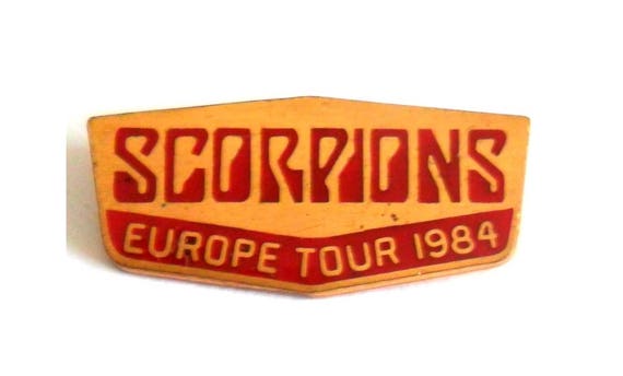 SCORPIONS pin:  EUROPE TOUR 1984 vintage enamel b… - image 1