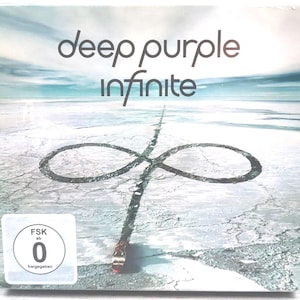 May include: A CD case with a white background and a black infinity symbol. The text "deep purple infinite" is printed in black on the case. The FSK rating of 0 is printed on a sticker in the lower left corner.