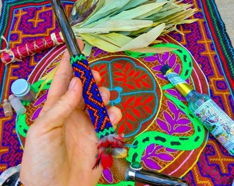 Madre Chonta Shipibo Tepi / Applicatore Hapé / Applicatore di tabacco da fiuto / Intagliato a mano