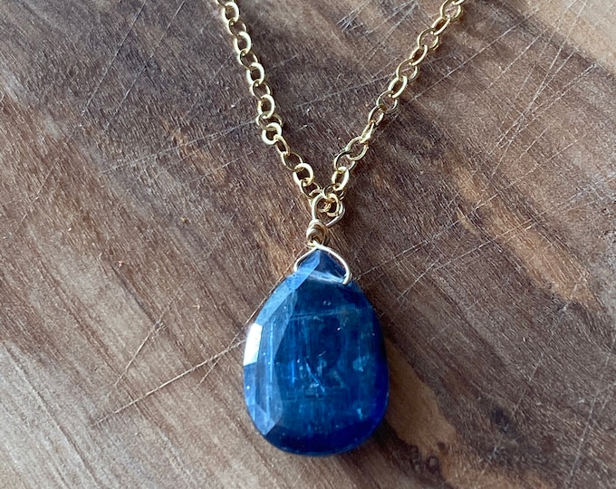 Kyanite Necklace Briolette Necklace Blue Healing Necklace December Birthday December Birthstone Layering Necklace Kyanite Blue Boho