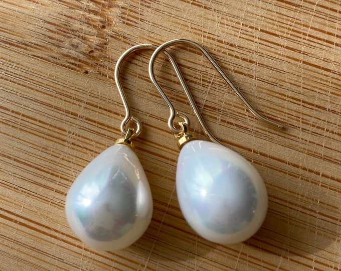 Pearl Earrings Bridal earrings Drop Earrings Gold Earrings earrings June Birthday 14 K Gold Fill Earrings Gift for her