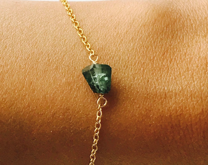 Green Tourmaline Bracelet Tiny Green Bracelet Raw Tourmaline Bracelet Healing Bracelet Boho Bracelet October Birthstone Dainty Bracelet